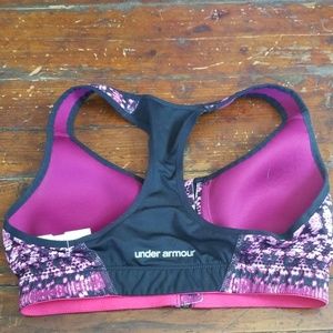 Under Armour Intimates & Sleepwear - Under Armor zip front sports bra racer back Under Armour Intimates & Sleepwear - Under Armor zip front sports bra racer back